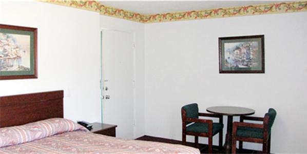 Viking Motel Lodi Exterior photo